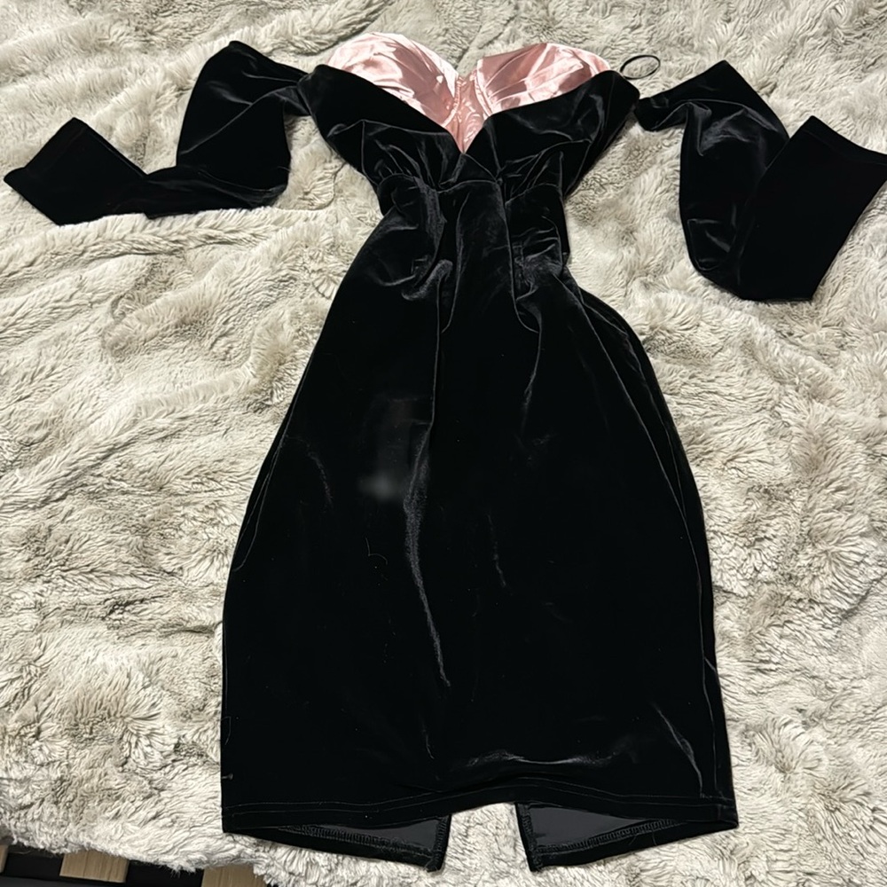 Off Shoulder Velvet Dress